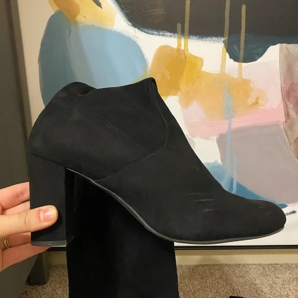 Francesca’s | Black Faux Suede Over the Knee Heeled Boots. - Picture 11 of 11